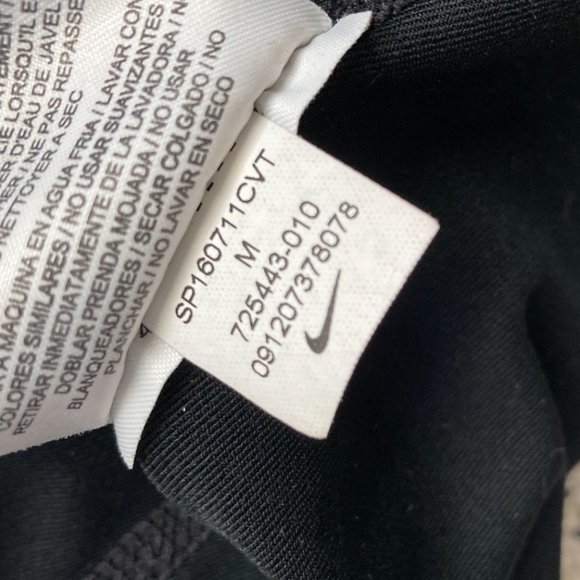 Womens Medium Nike 3" Dri-FIT High Waste Shorts - Picture 3 of 3